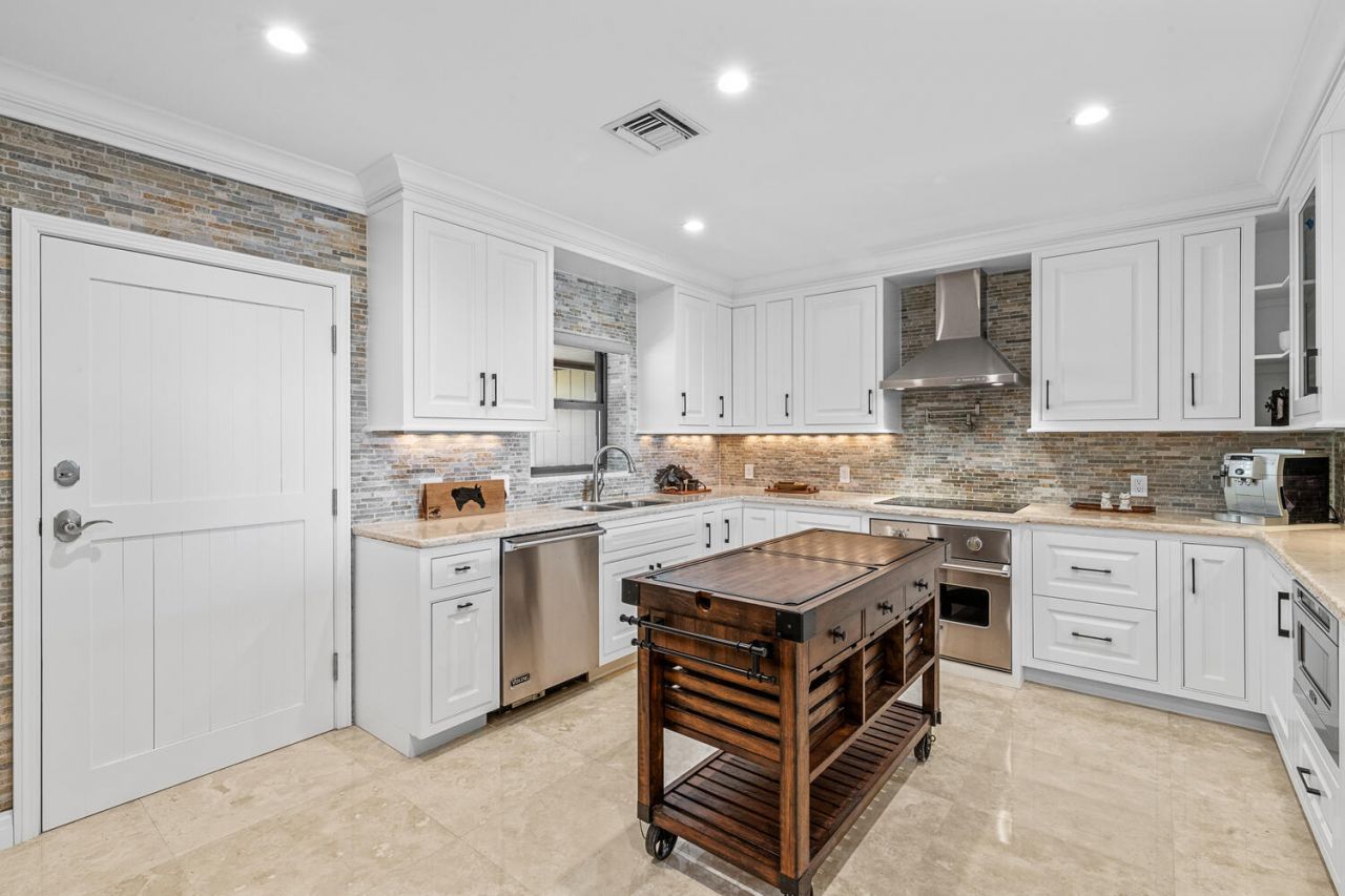 2785 Polo Island Drive, Unit J301 Penth, Wellington, FL 33414 Photo