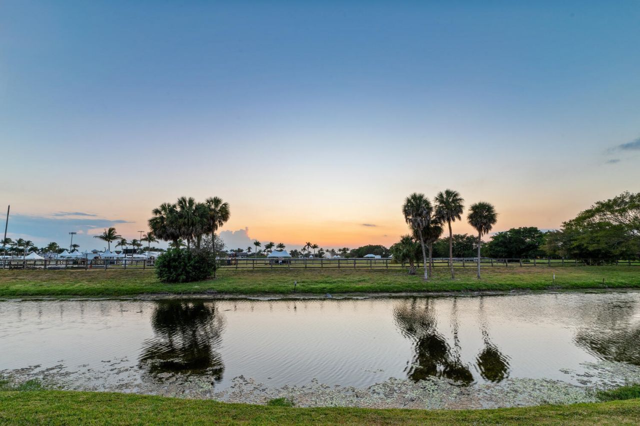 2785 Polo Island Drive, Unit J301 Penth, Wellington, FL 33414 Photo