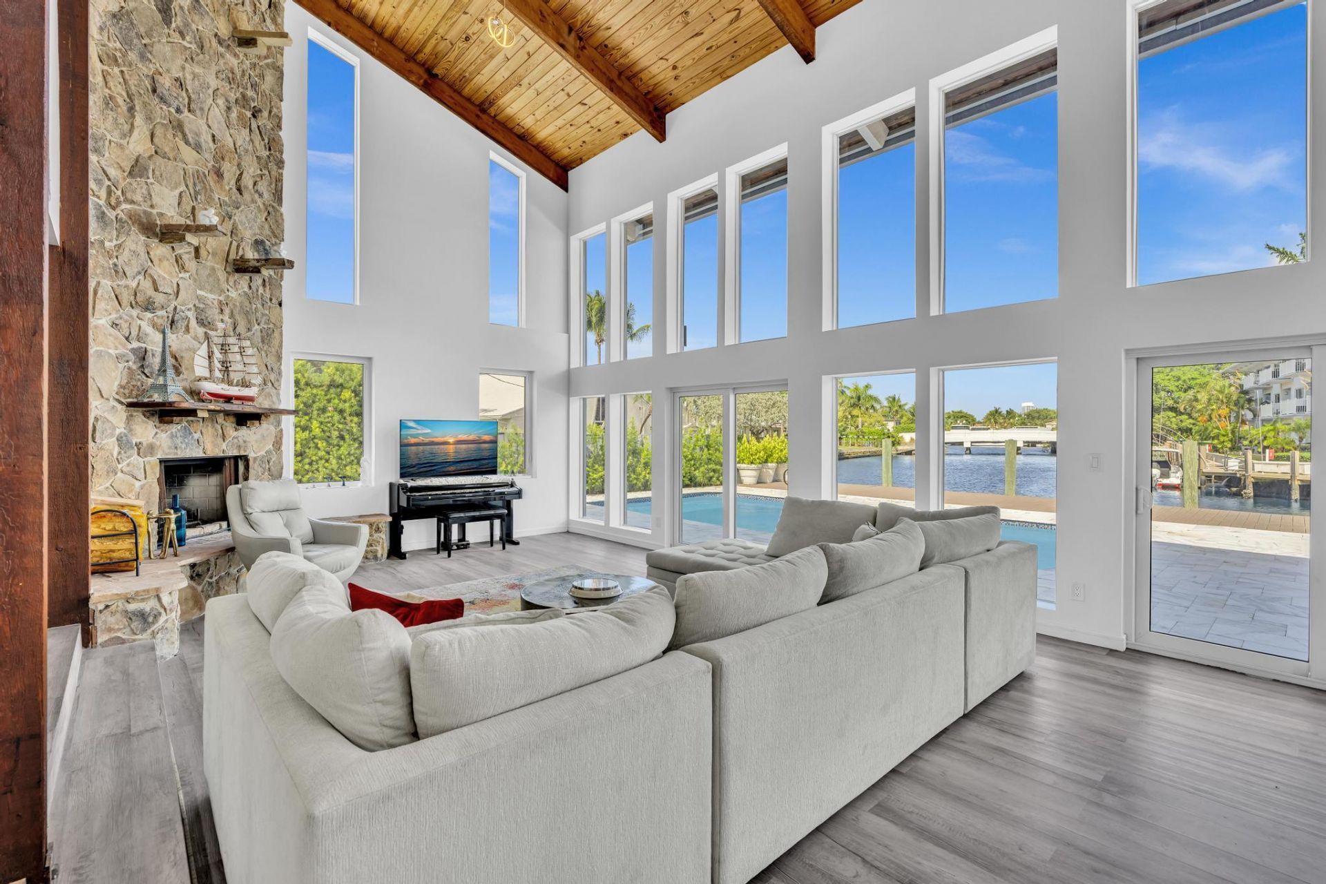 600 N Victoria Terrace, Fort Lauderdale, FL 33304 Photo