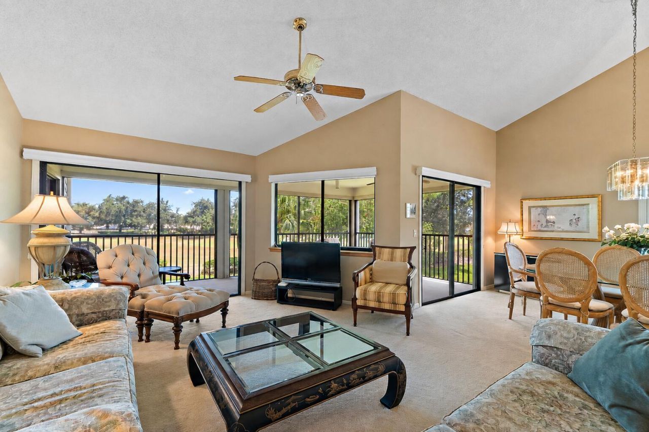 6433 SE Brandywine Court, Unit 217, Stuart, FL 34997 Photo