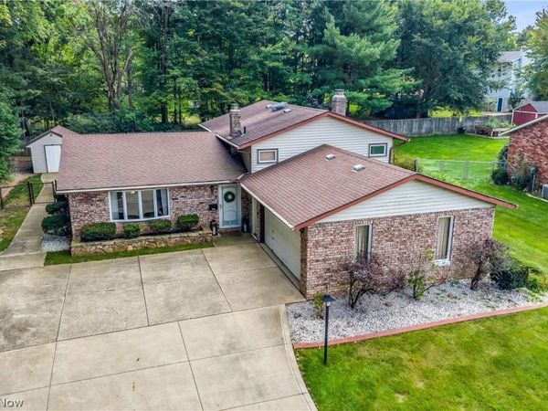 3666 Sleepy Hollow Road , Brunswick Hills, OH 44212
