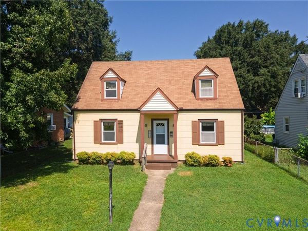 422 Roslyn Avenue , Colonial Heights, VA 23834