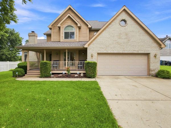 3806 Autumn Lane , Valparaiso, IN 46385
