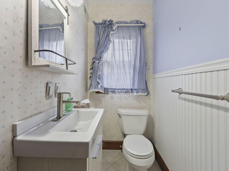 2505 Coventry Road , Columbus, OH 43221 Photo 20