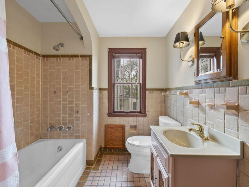 2505 Coventry Road , Columbus, OH 43221 Photo 34