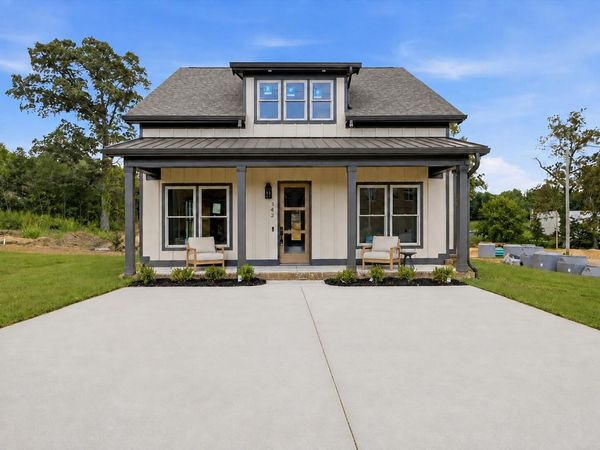 342 Thomas Road , Fort Oglethorpe, GA 30742