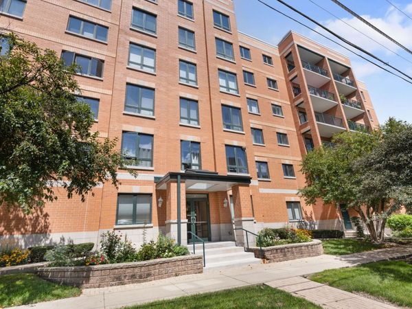 1636 Ashland Avenue, Unit 501, Des Plaines, IL 60016