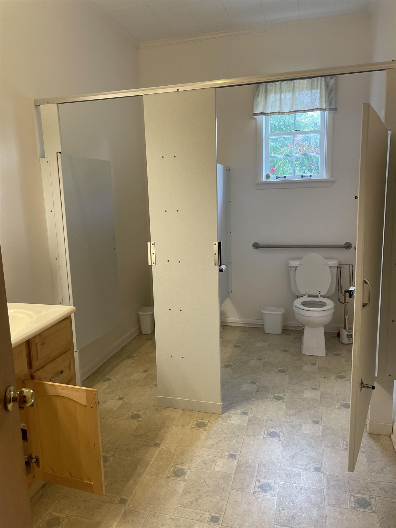 207 Gadsden Avenue , Greensboro, FL 32330 Photo