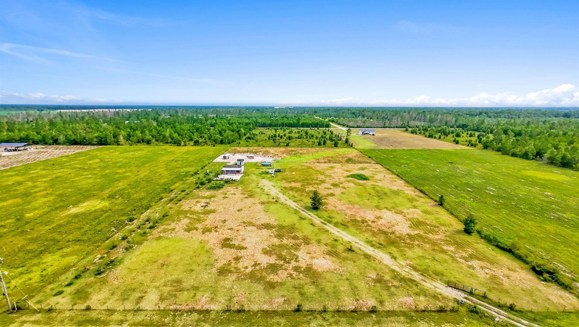 320 NE Loblolly Trail , Lee, FL 32059 Photo