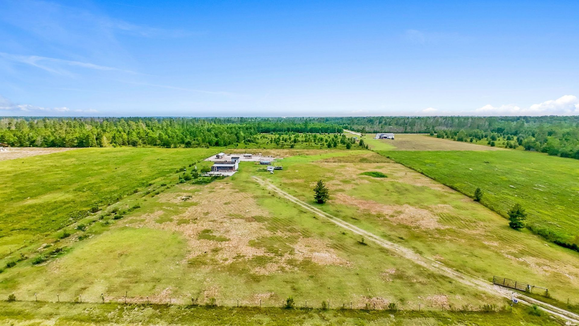 320 NE Loblolly Trail , Lee, FL 32059 Photo