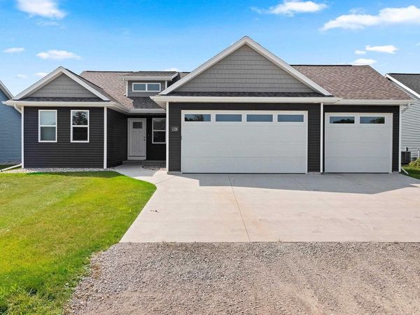 1526 FREEDOM MEADOWS DRIVE, Neenah, WI 54956