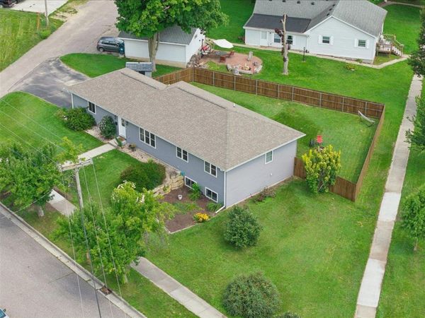 721 Grove Street, Baraboo, WI 53913