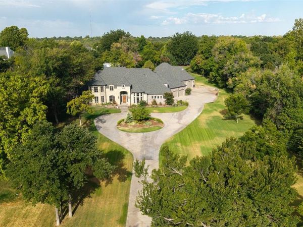 13315 N Coltrane Road, Edmond, OK 73013