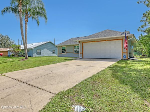 1667 Glencove Avenue NW, Palm Bay, FL 32907