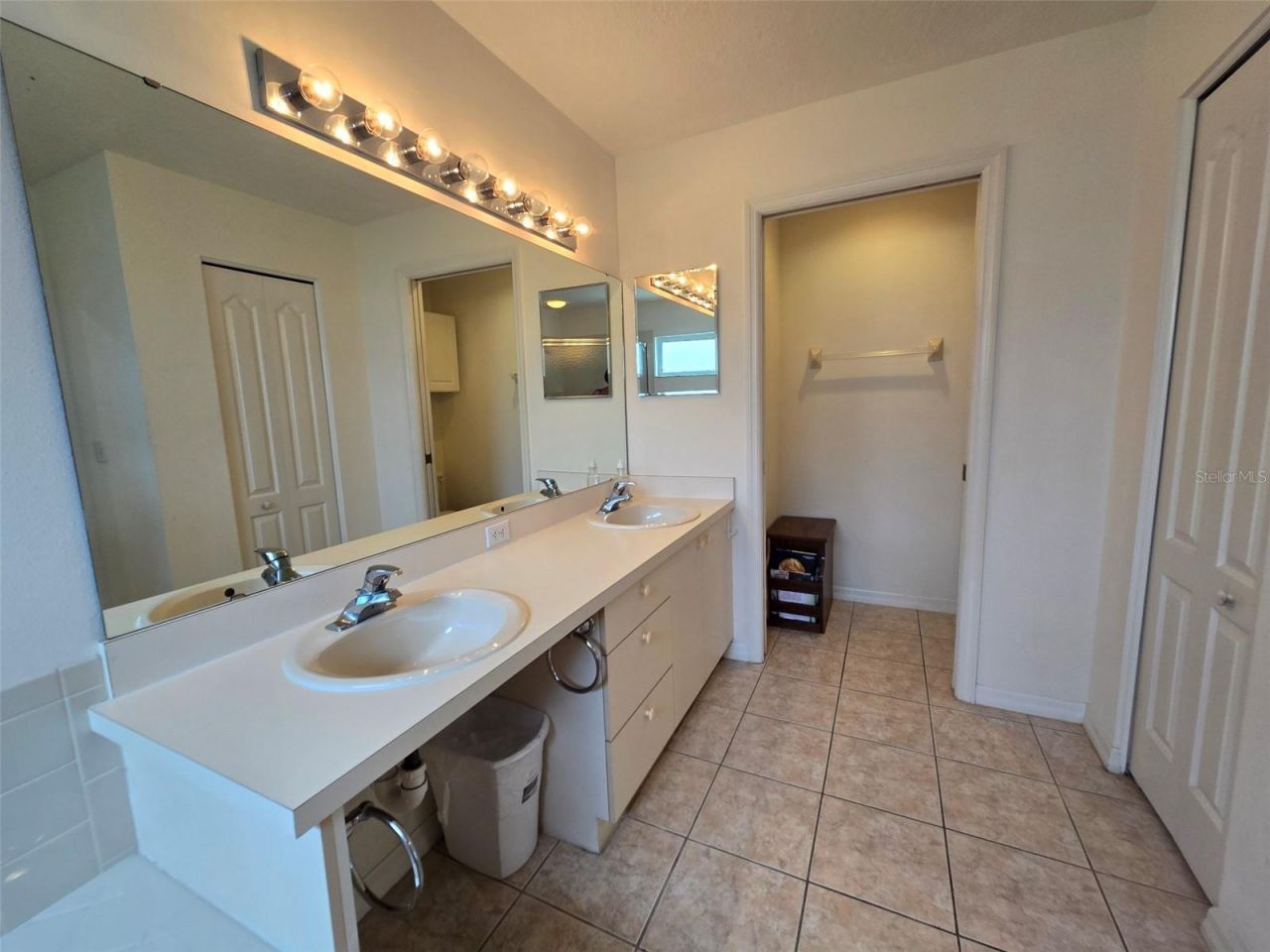 5320 Hyland Hills Avenue, Unit 2218, Sarasota, FL 34241 Photo