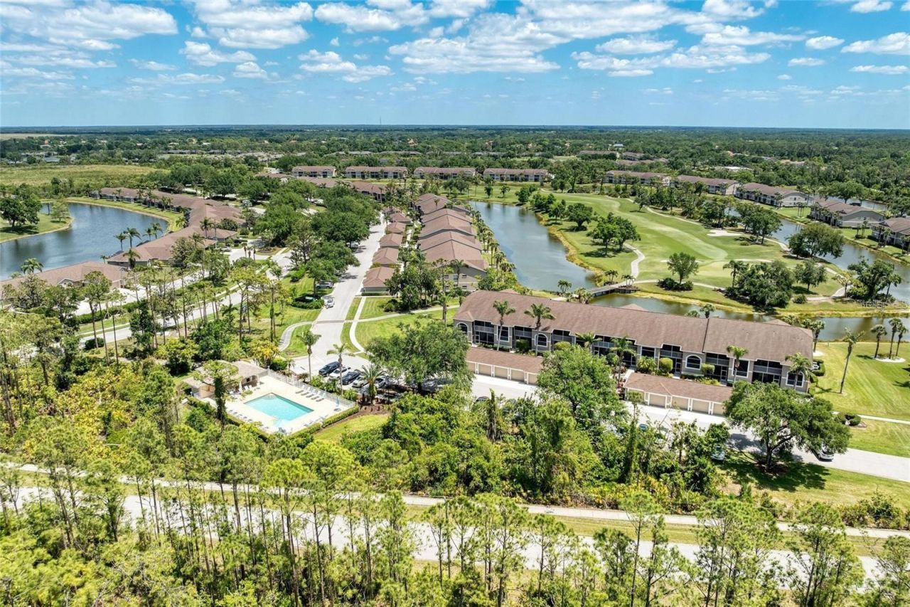 5320 Hyland Hills Avenue, Unit 2218, Sarasota, FL 34241 Photo