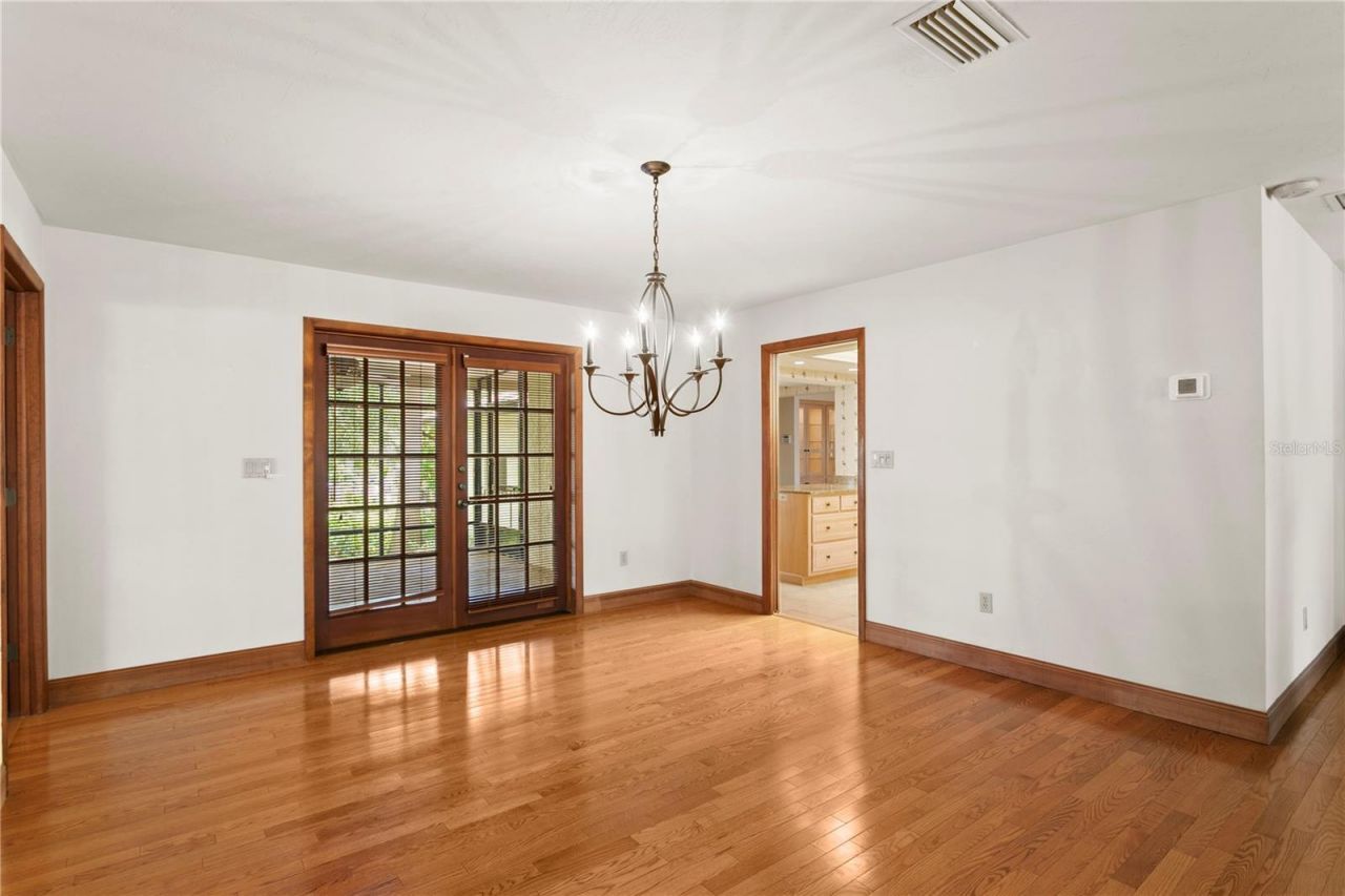 3101 Walnut Street Ne, Saint Petersburg, FL 33704 Photo