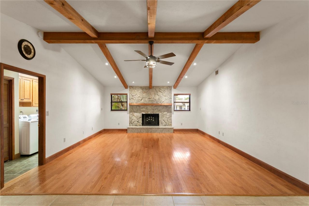 3101 Walnut Street Ne, Saint Petersburg, FL 33704 Photo