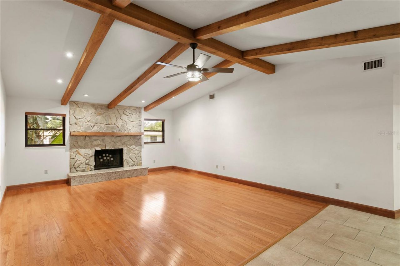 3101 Walnut Street Ne, Saint Petersburg, FL 33704 Photo