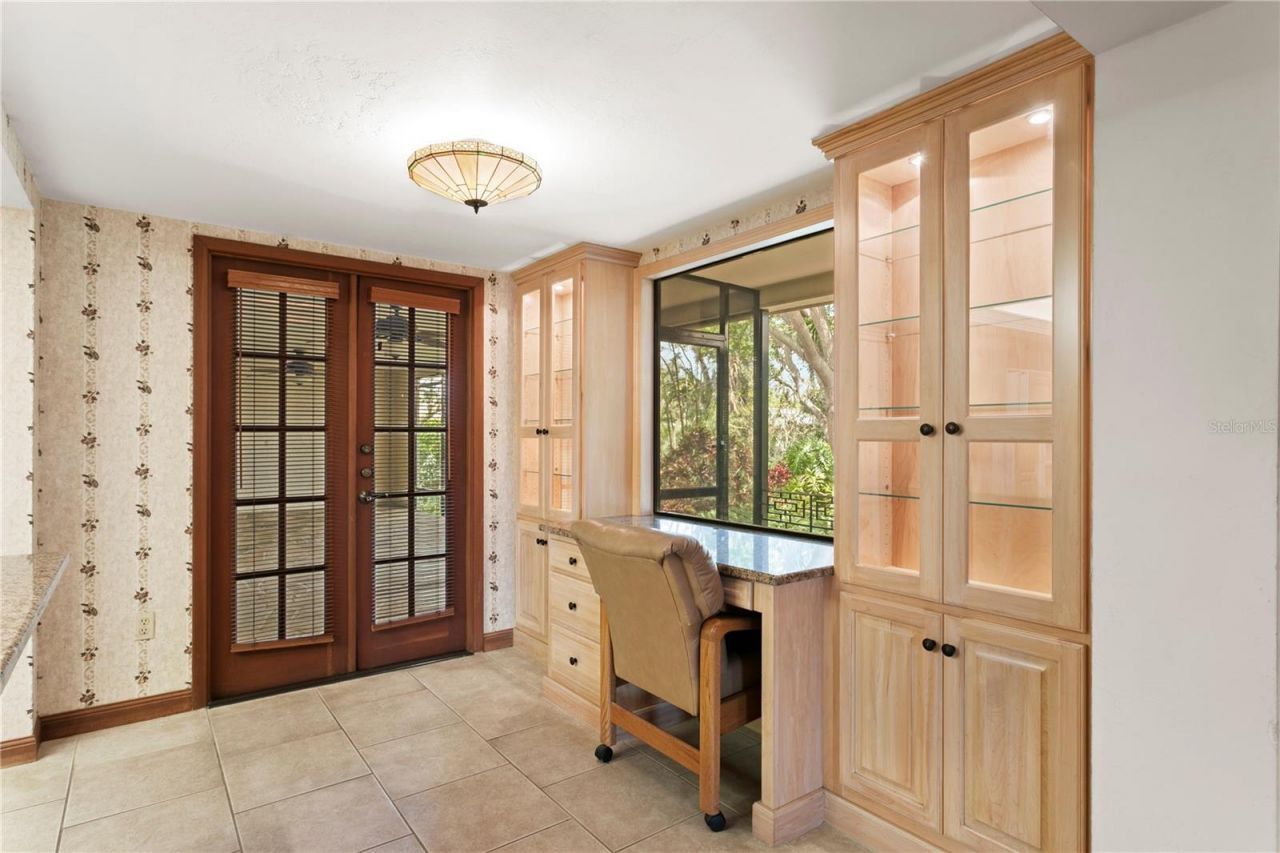 3101 Walnut Street Ne, Saint Petersburg, FL 33704 Photo