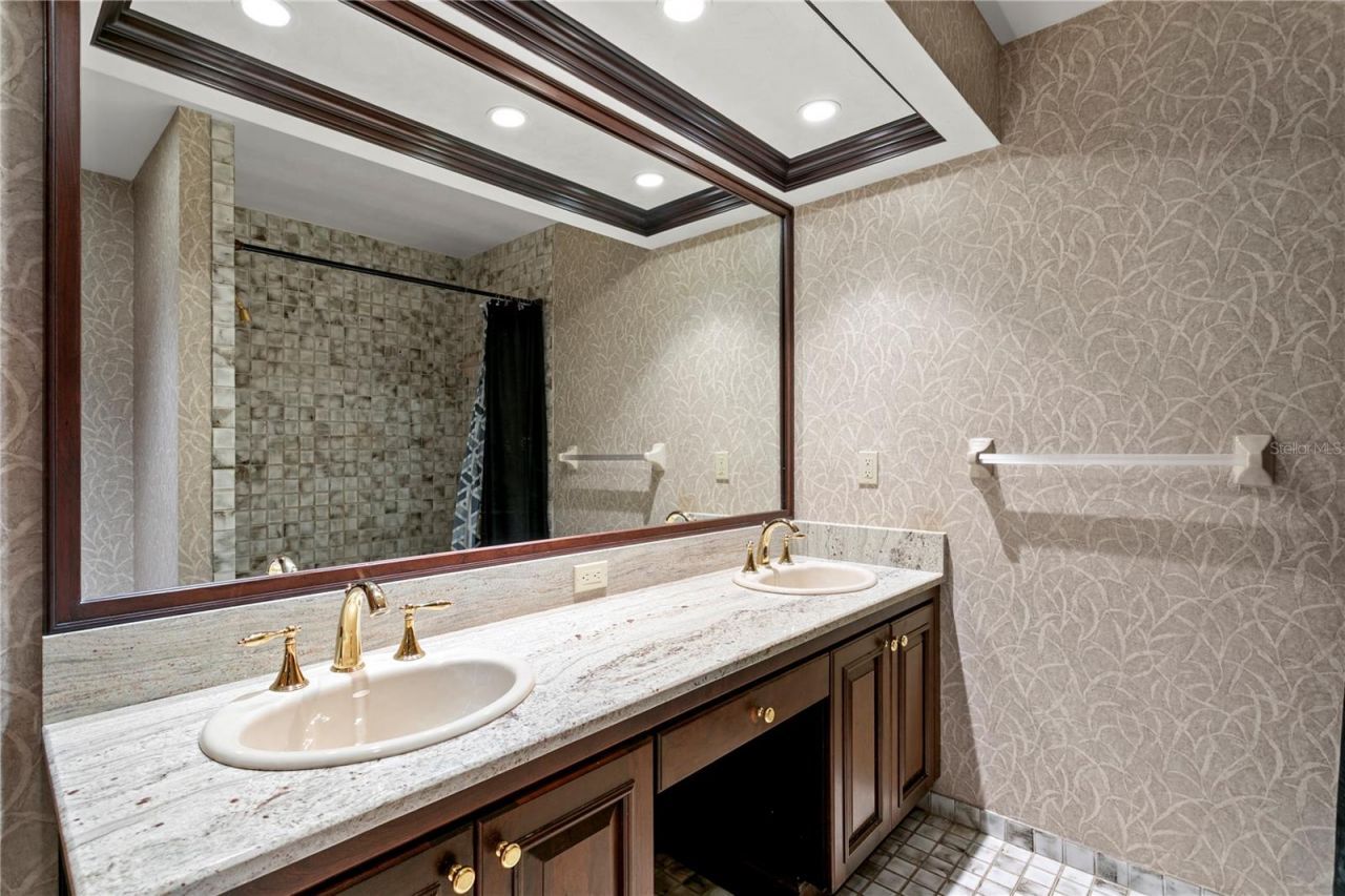 3101 Walnut Street Ne, Saint Petersburg, FL 33704 Photo