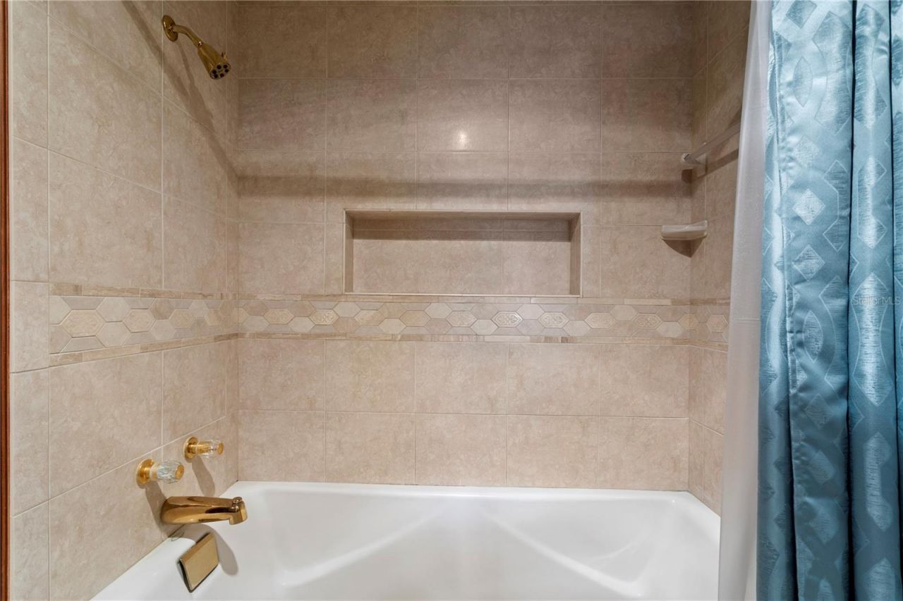 3101 Walnut Street Ne, Saint Petersburg, FL 33704 Photo