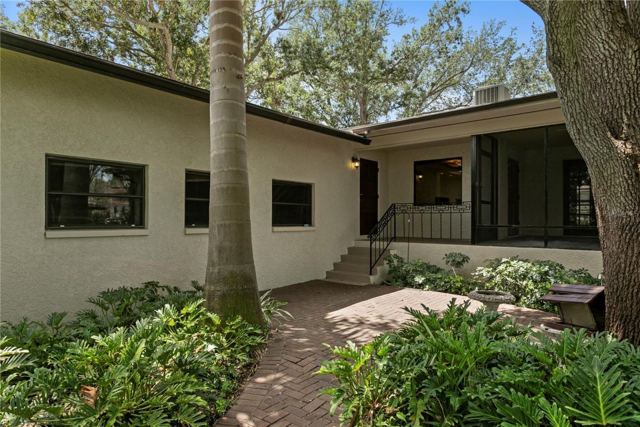 3101 Walnut Street Ne, Saint Petersburg, FL 33704 Photo
