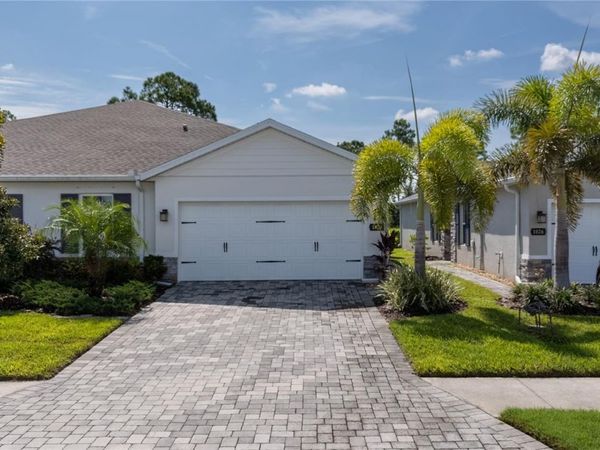 1820 W PALMS DRIVE , PORT CHARLOTTE, FL 33953