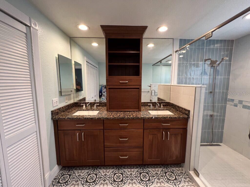 146 Giralda Boulevard Ne, Saint Petersburg, FL 33704 Photo