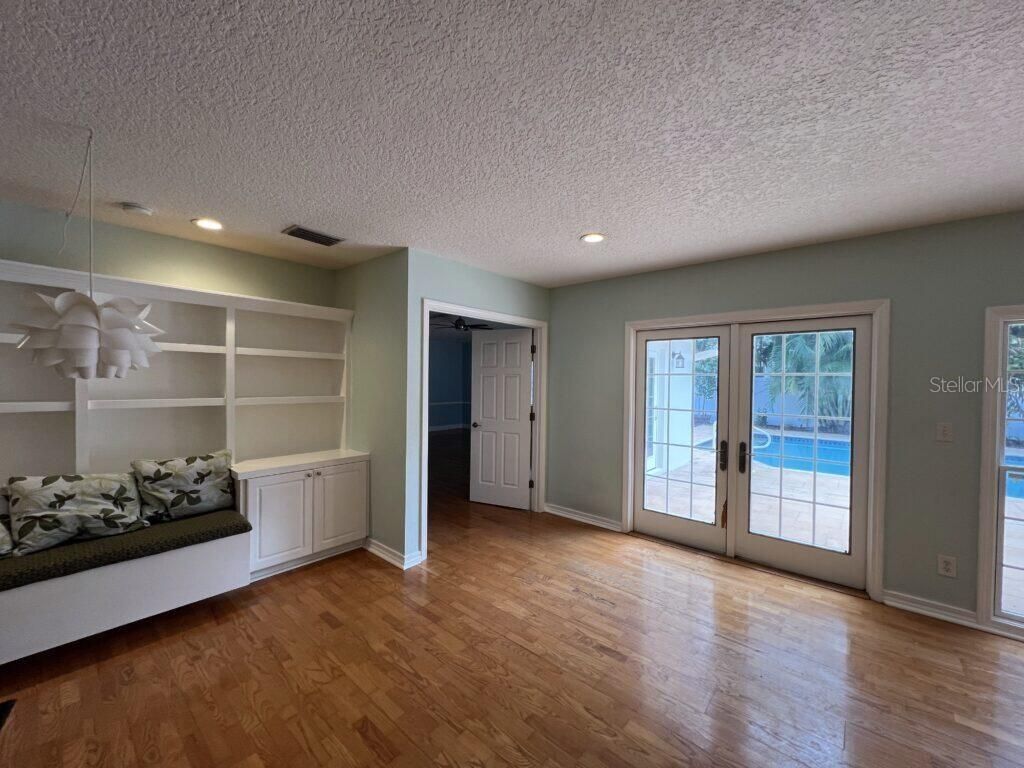 146 Giralda Boulevard Ne, Saint Petersburg, FL 33704 Photo