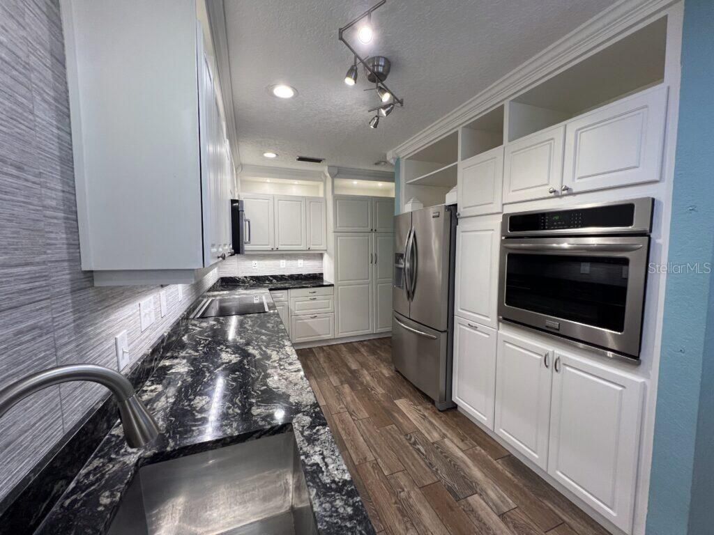 146 Giralda Boulevard Ne, Saint Petersburg, FL 33704 Photo