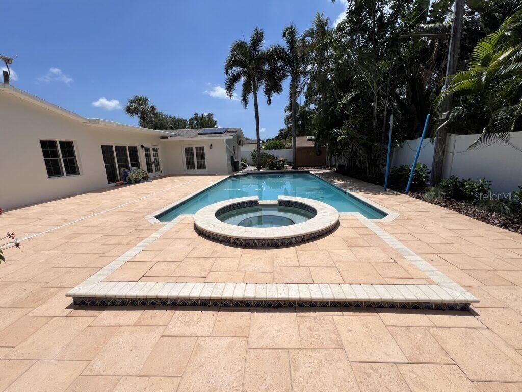 146 Giralda Boulevard Ne, Saint Petersburg, FL 33704 Photo