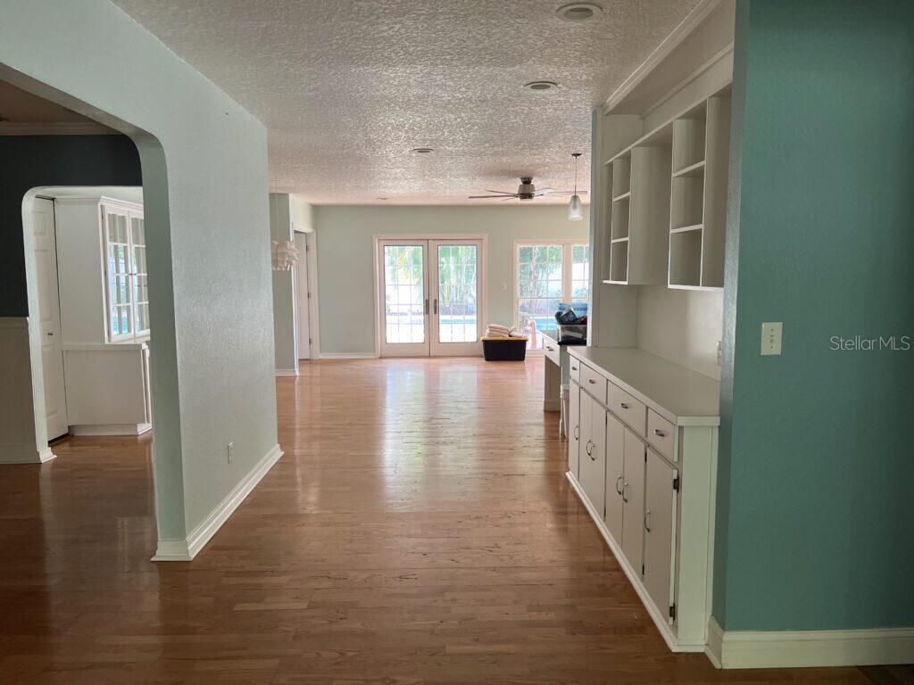 146 Giralda Boulevard Ne, Saint Petersburg, FL 33704 Photo