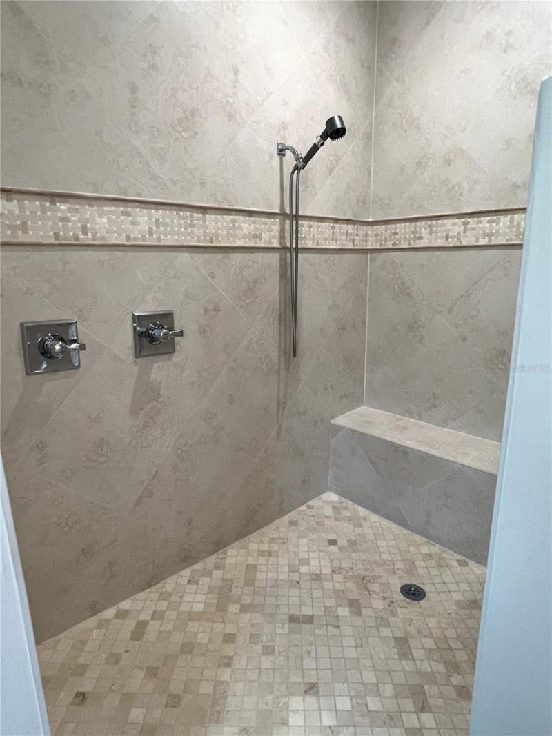 7555 Tori Way , Bradenton, FL 34202 Photo