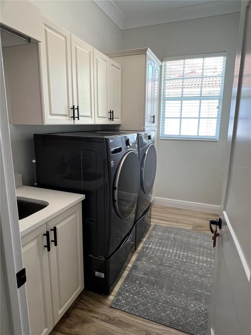 7555 Tori Way , Bradenton, FL 34202 Photo