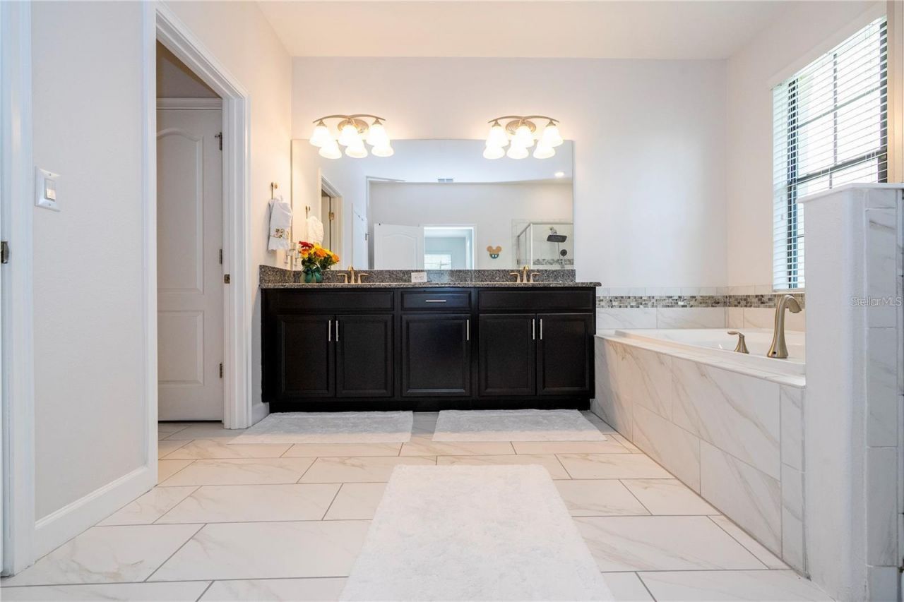 1327 Shinnecock Hills Drive , Davenport, FL 33896 Photo