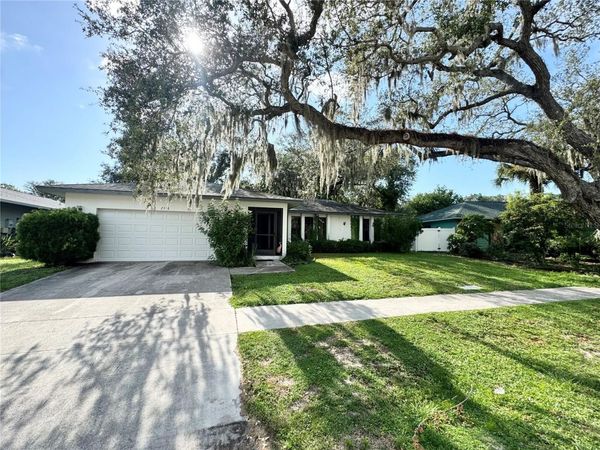 2558 WOOD OAK DRIVE , SARASOTA, FL 34232