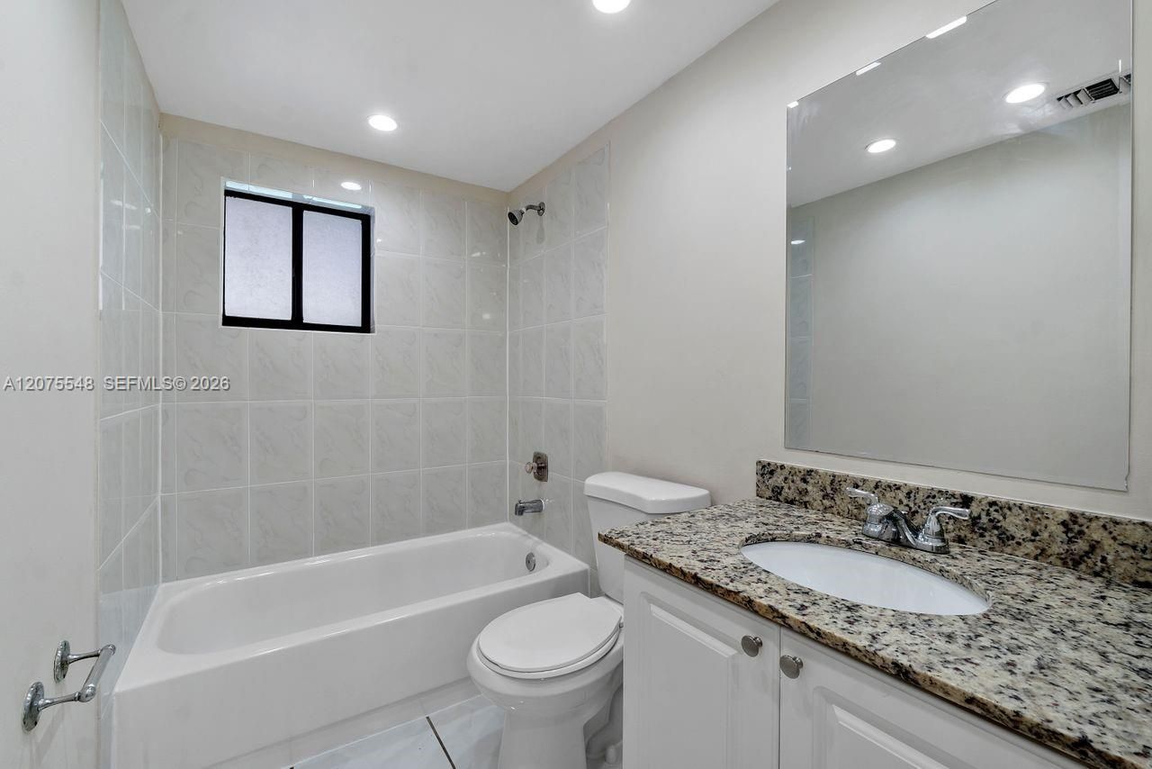 8420 SW 133rd Ave Rd, Unit 105, Miami, FL 33183 Photo