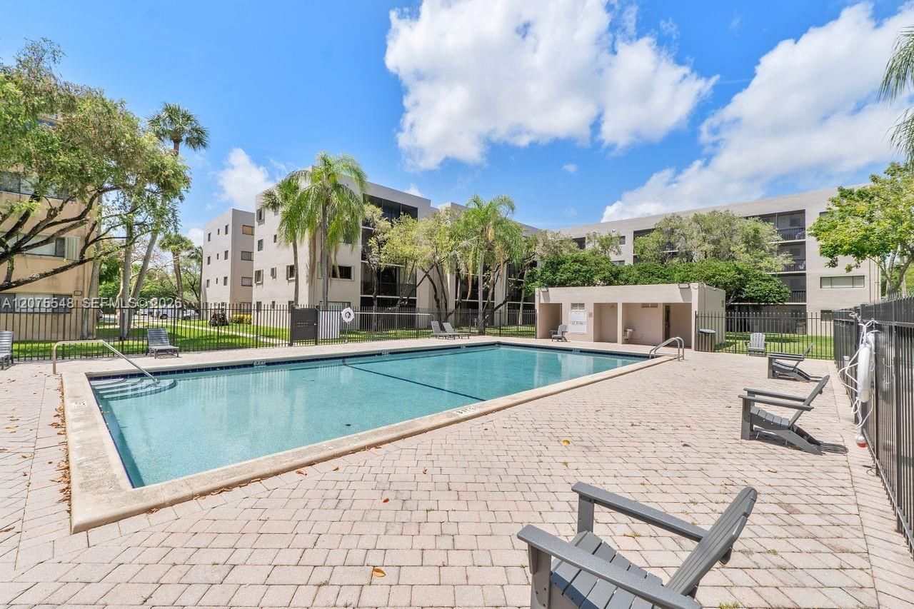 8420 SW 133rd Ave Rd, Unit 105, Miami, FL 33183 Photo