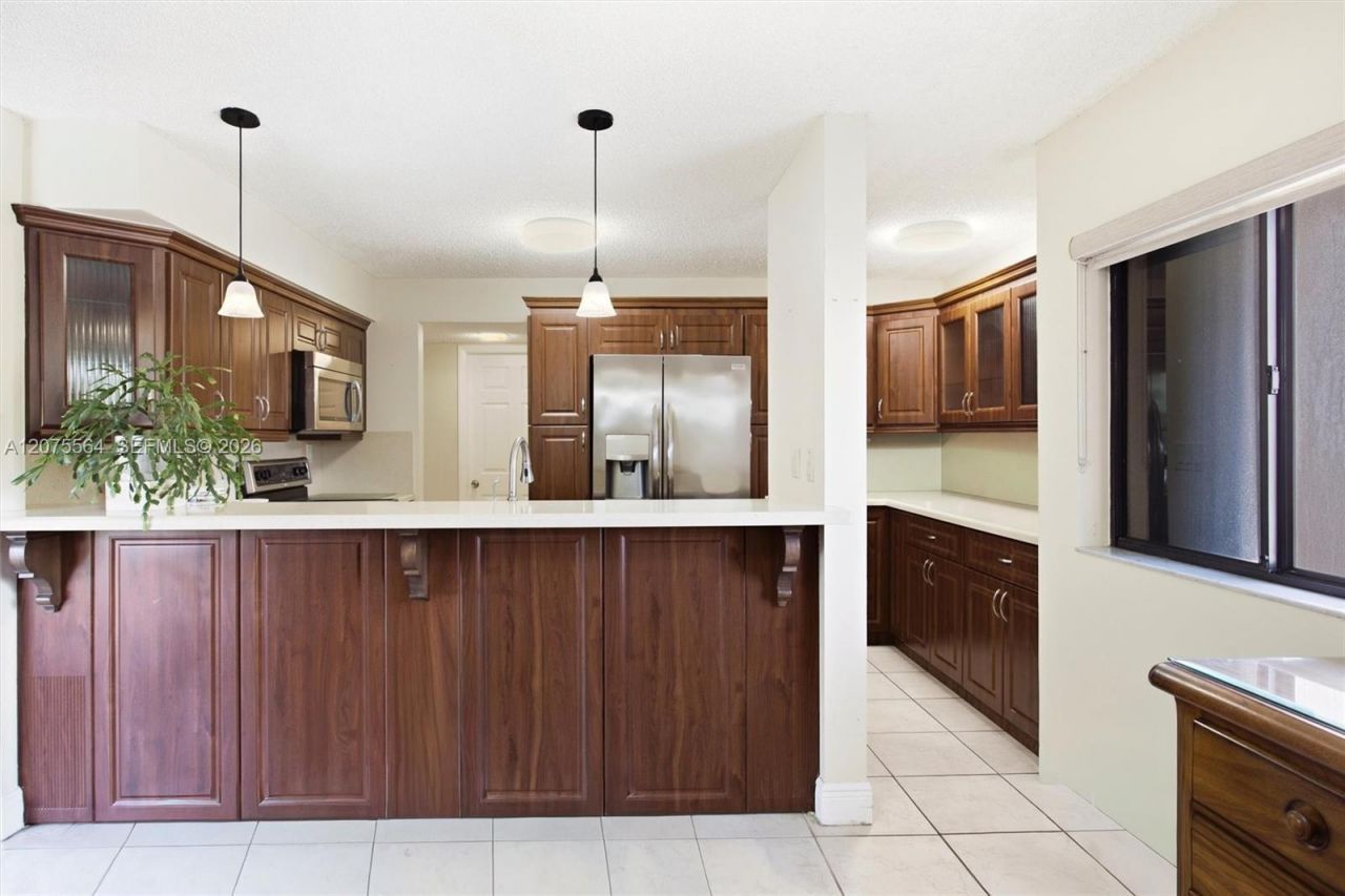 6305 Gage Pl, Unit 306-A, Miami Lakes, FL 33014 Photo