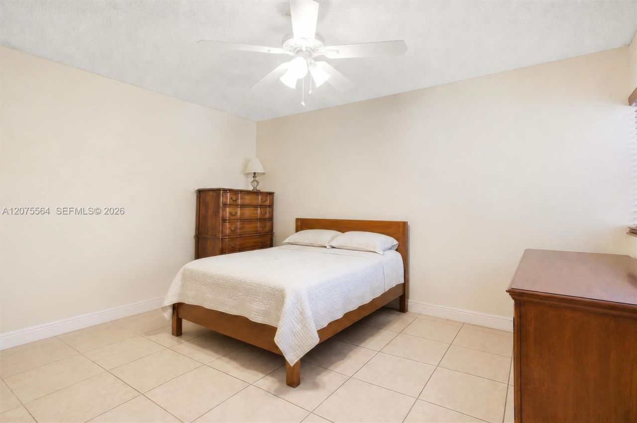 6305 Gage Pl, Unit 306-A, Miami Lakes, FL 33014 Photo
