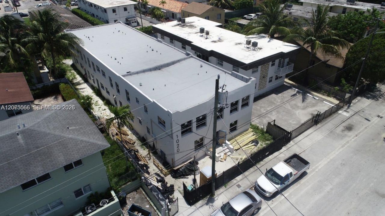 1020 SW 2nd St , Miami, FL 33130 Photo