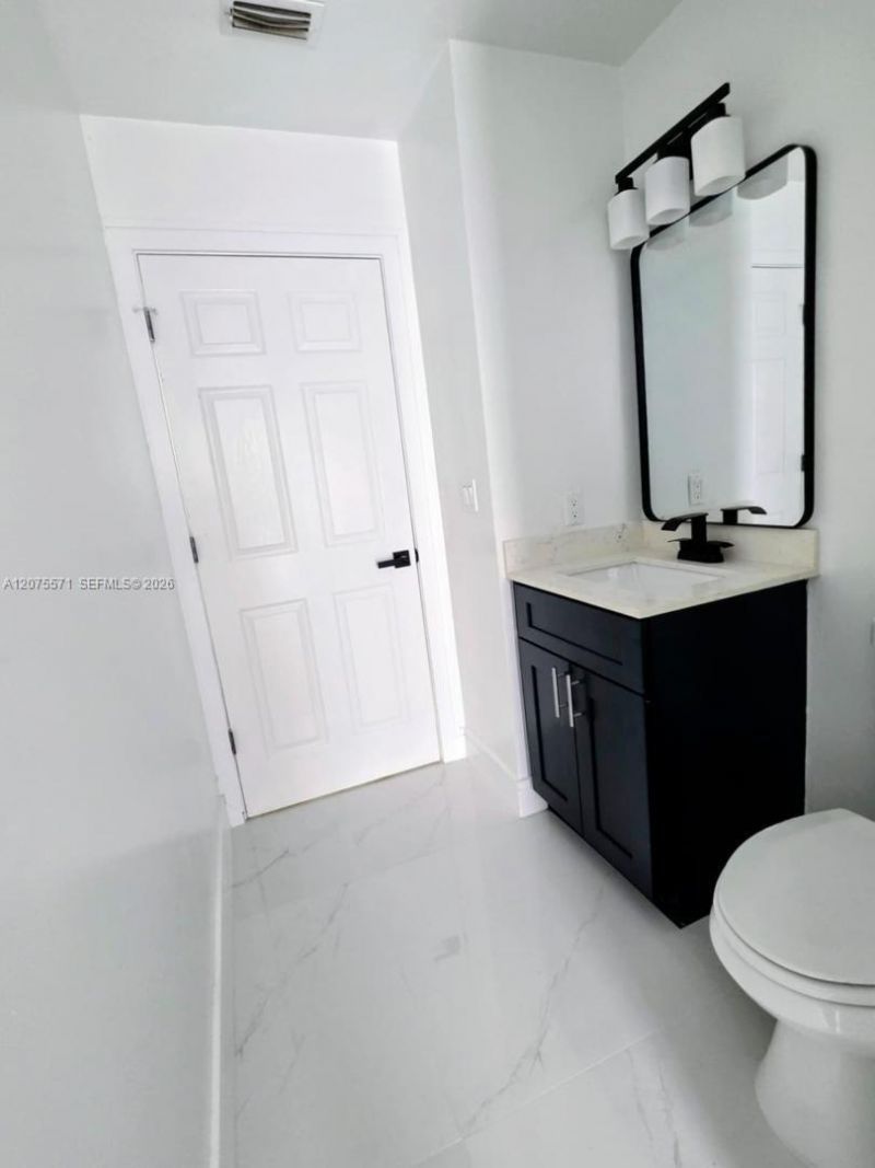 626 SW 25th Ter, Cape Coral, FL 33914 Photo