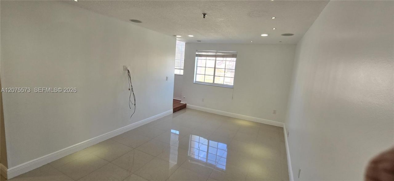 12005 SW 14th St , Unit 407-D, Miami, FL 33184 Photo