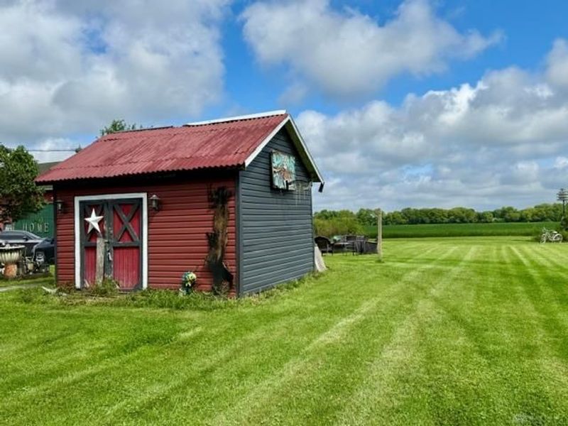 3069 Phillipsburg Union Road, Union, OH 45322 Photo 8