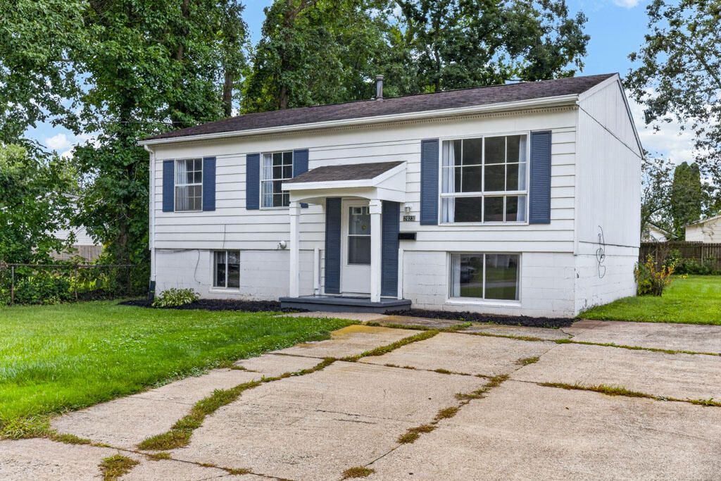 2023 Willowood Dr. N., Ontario, OH 44906 Main Photo