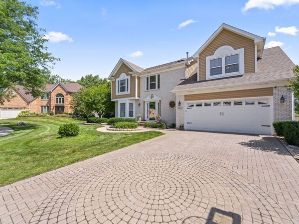 707 Republic Court , Schaumburg, IL 60193