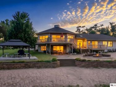 4011 Lakeview Drive, Cedar Creek, NE 68016