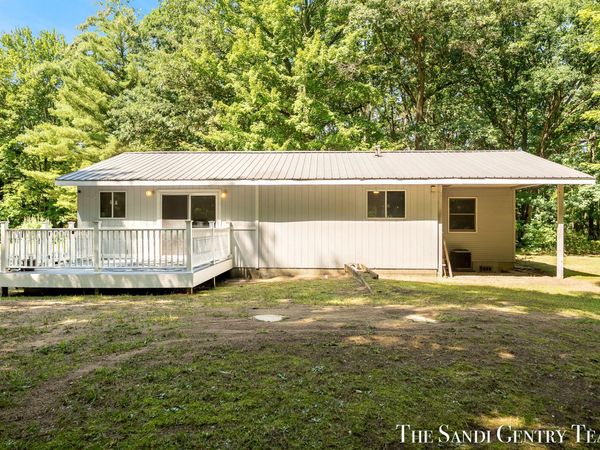 4536 Dalson Road, Twin Lake, MI 49457