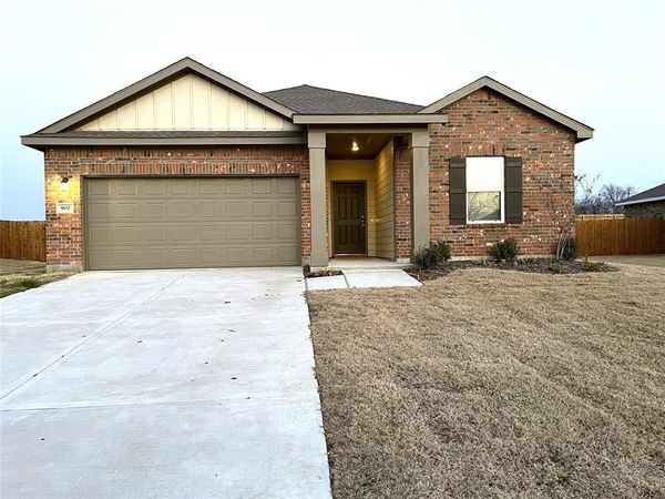 902 Lexington Lane, Josephine, TX 75173